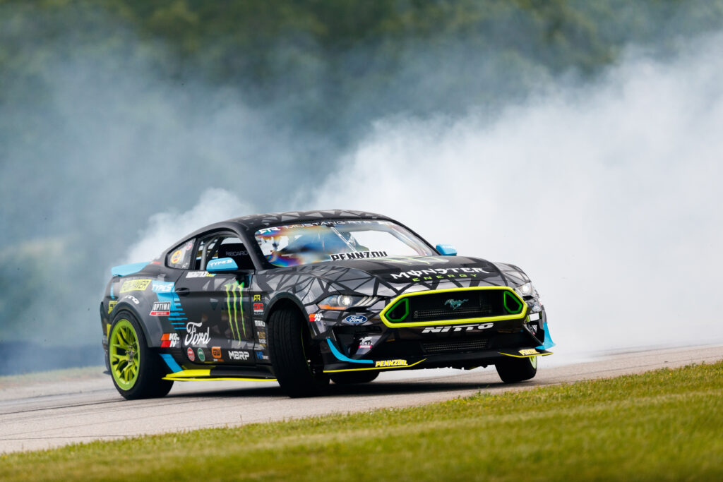 Ford Mustang drifting at HyperFest